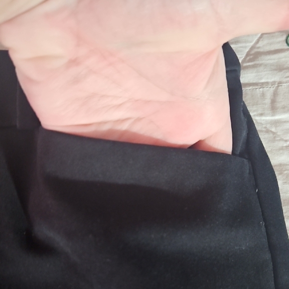 LOFT Women's Black Pants - Picture 2 of 5